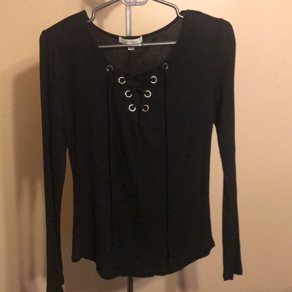 ♥️ Black Long Sleeve ♥️